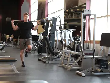 Correct form for the Barbell Walking Lunge