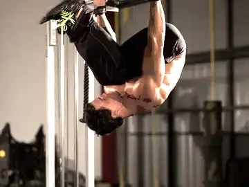 Correct form for the Bodyweight Mid Row