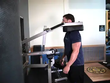 Calf-Machine Shoulder Shrug