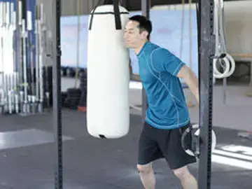 Correct form for the Heavy Bag Thrust