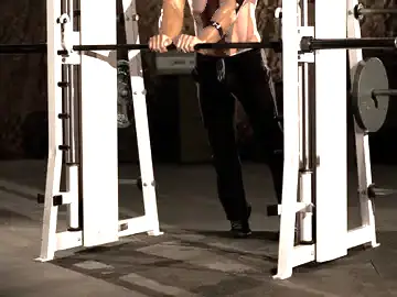 Correct form for the Incline Push-Up Close-Grip