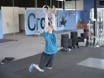 Correct form for the Kipping Muscle Up