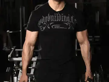 Correct form for the Leverage Shrug