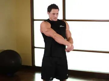 Correct form for the Side Wrist Pull