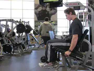 Correct form for the Single-Leg Leg Extension